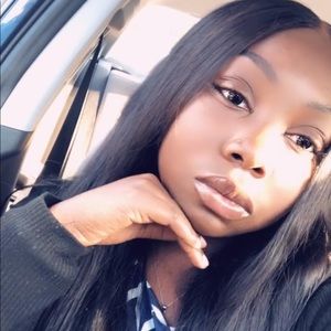 Meet your Posher, Maya